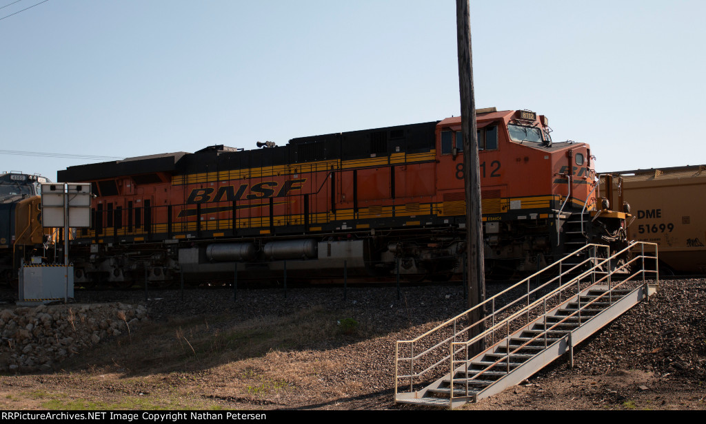 BNSF 8112